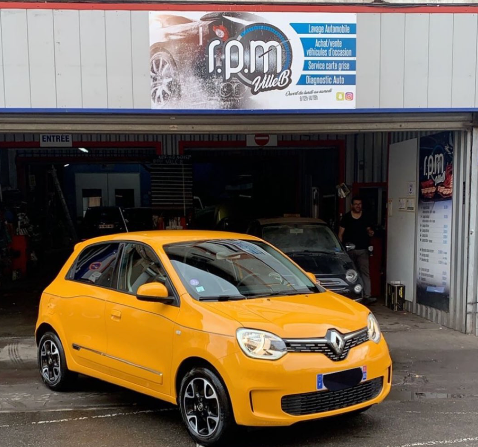 Renault Twingo jaune